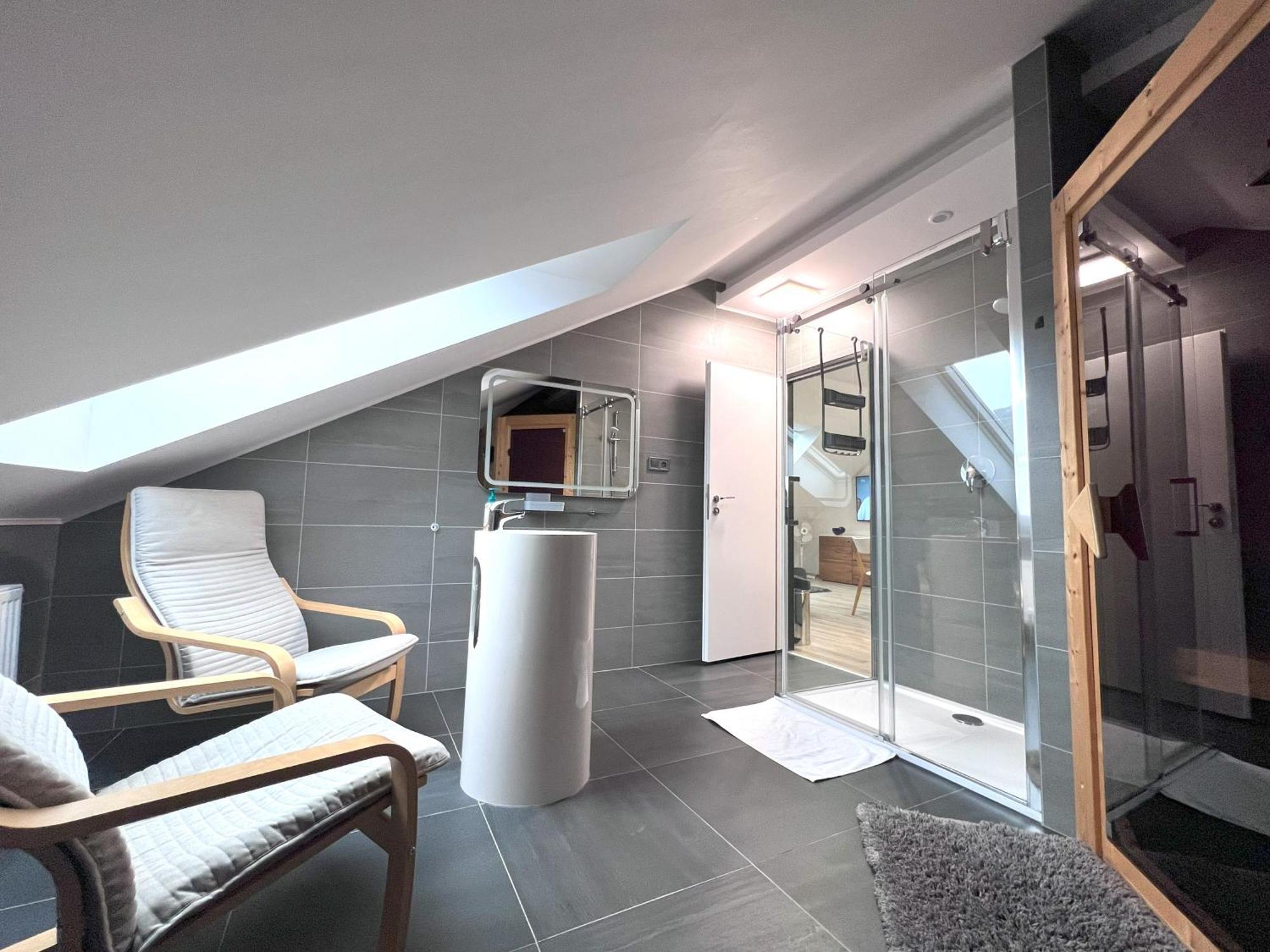 Grand Harrachov Pension V Centru Dış mekan fotoğraf