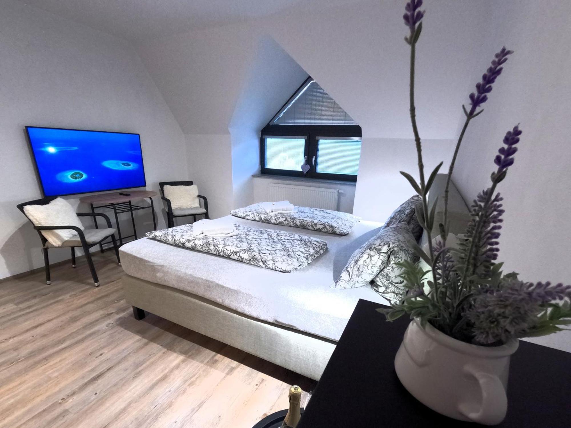 Grand Harrachov Pension V Centru Dış mekan fotoğraf